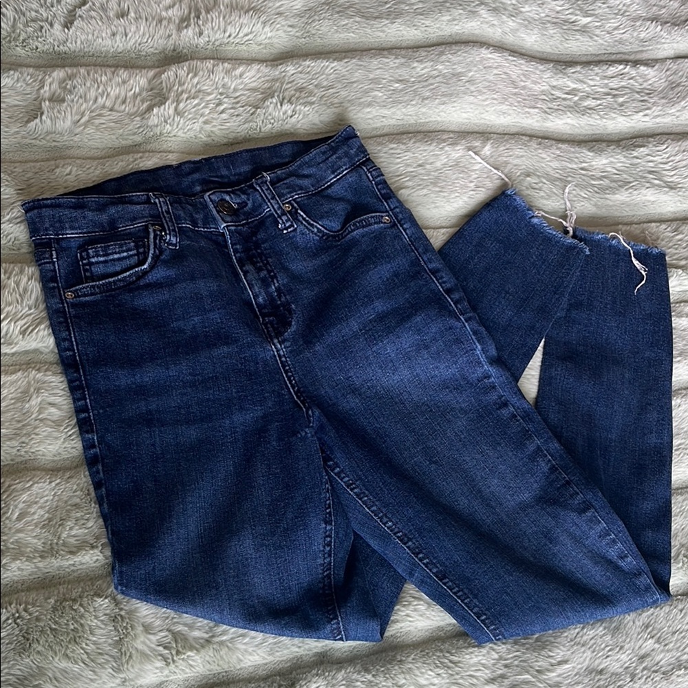 Topshop Blue Ankle Cropped Jeans with Distressed Look